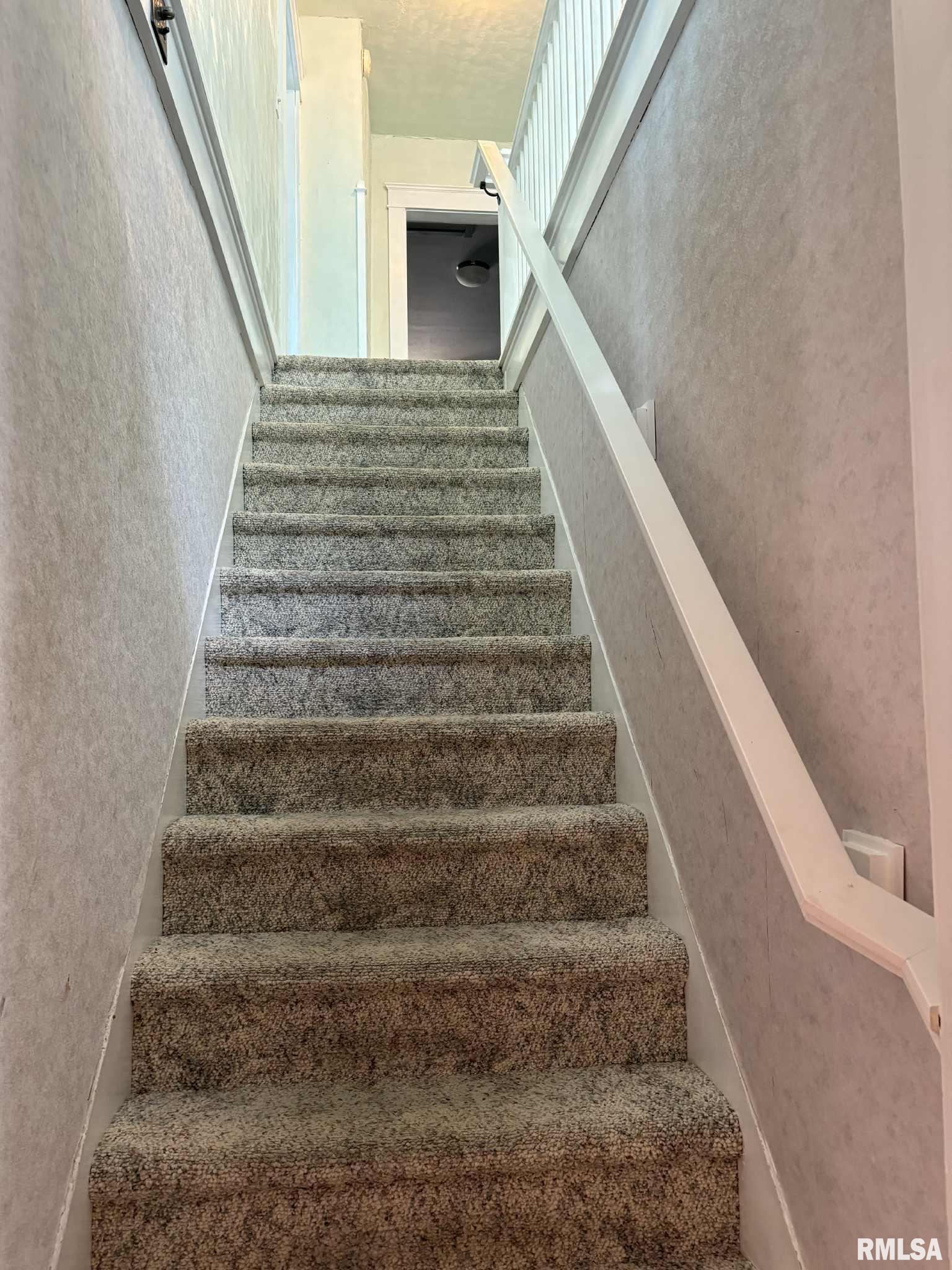 1006 Christopher Court Quincy, IL 62305 - Photo 15 of 28