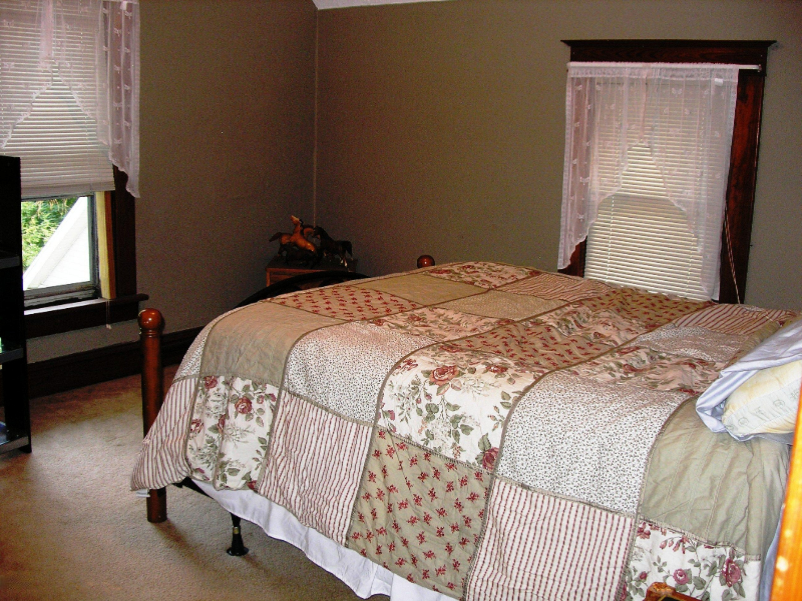 603 Portage Avenue Three Rivers, MI 49093 - Photo 20 of 36 603 Portage Ave - Inside 011