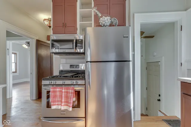 $325,000 | 1005 Main Street, Beech Grove, IN 46107