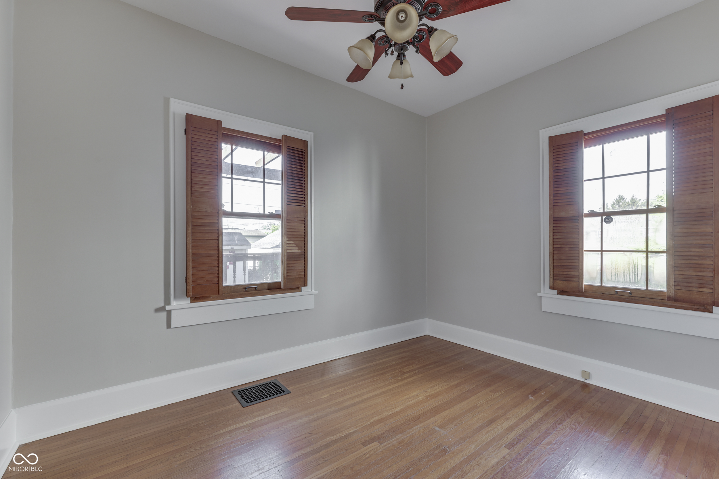 1005 Main Street Beech Grove, IN 46107 - Photo 28 of 64