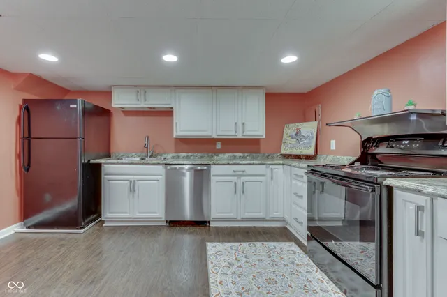 $325,000 | 1005 Main Street, Beech Grove, IN 46107