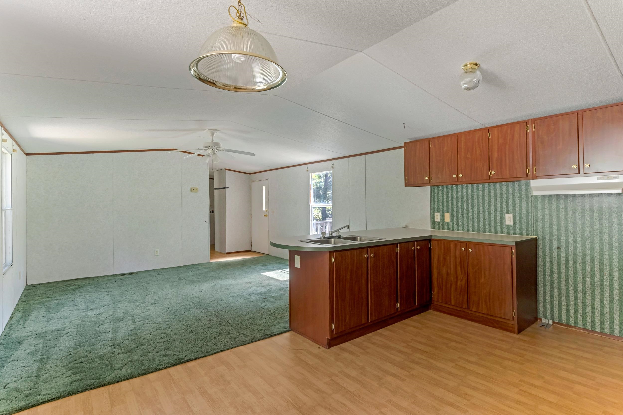 173 Adams Road Chesnee, SC 29323 - Photo 14 of 32