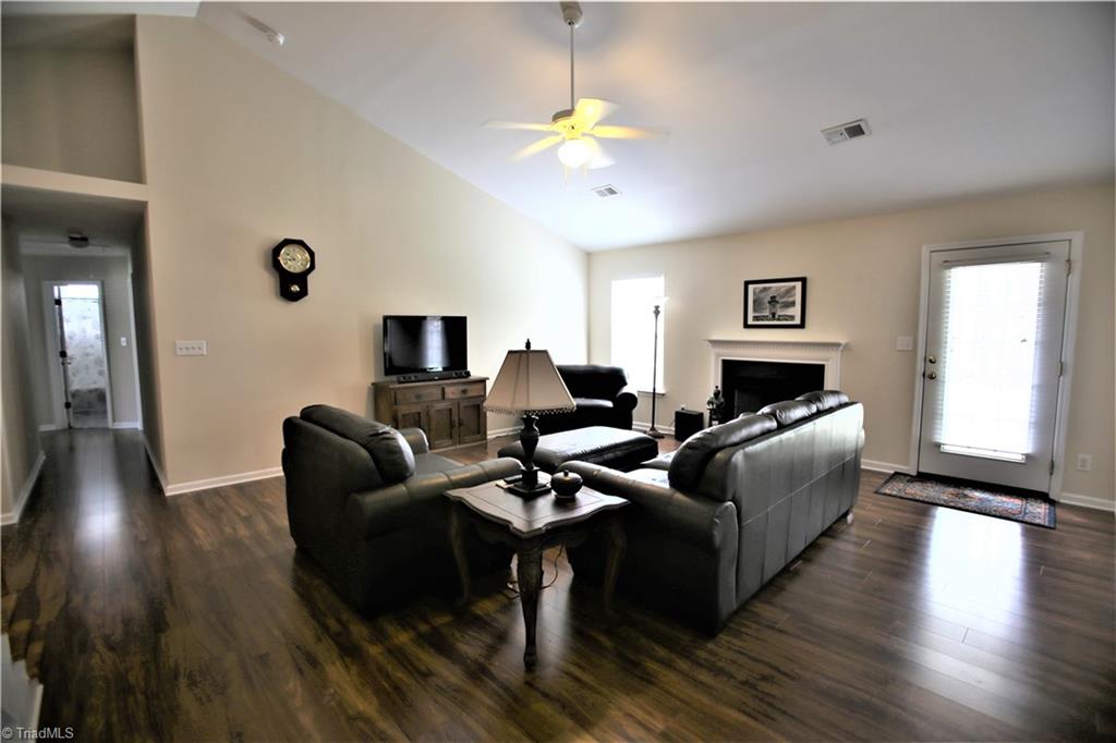 4709 Ridgefall Road Greensboro, NC 27410 - Photo 11 of 23