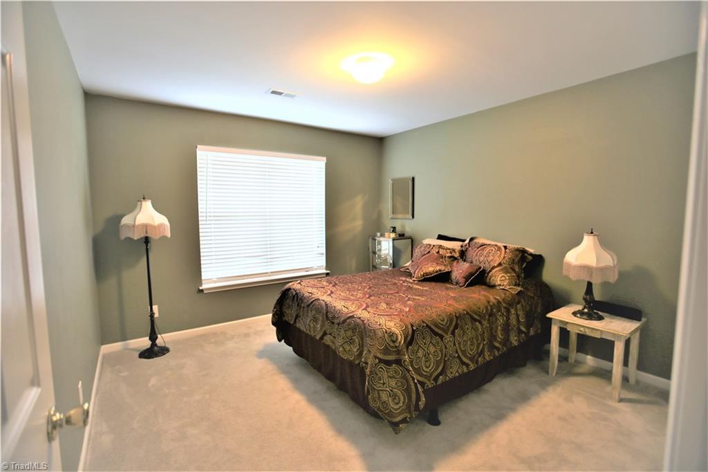 4709 Ridgefall Road Greensboro, NC 27410 - Photo 17 of 23