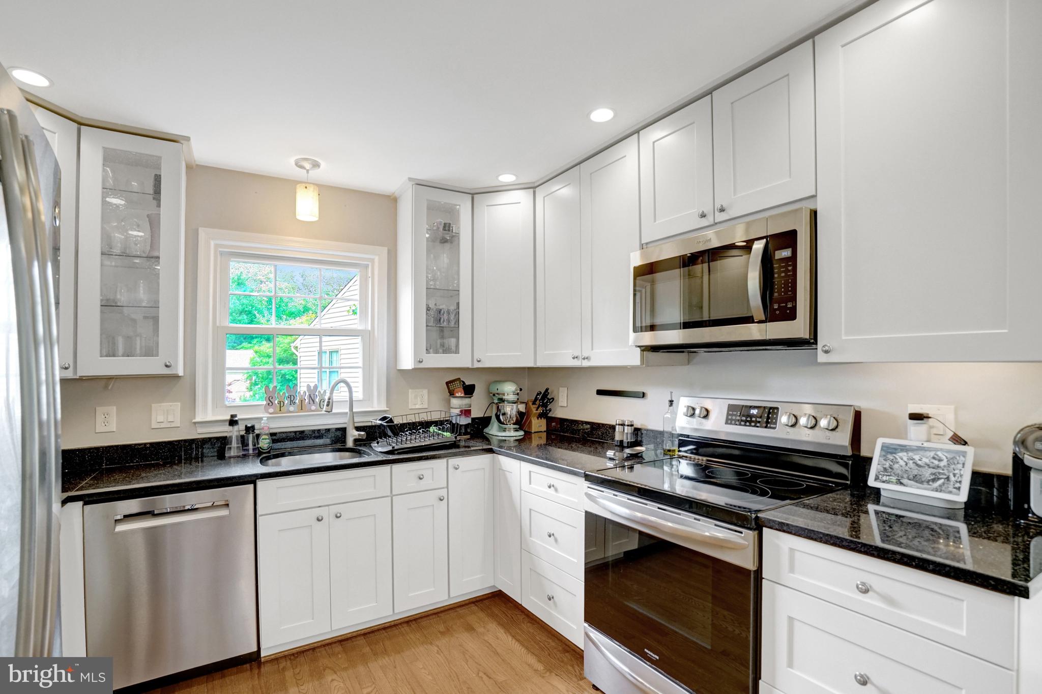 7729 Silver Sage Court Springfield, VA 22153 - Photo 13 of 76