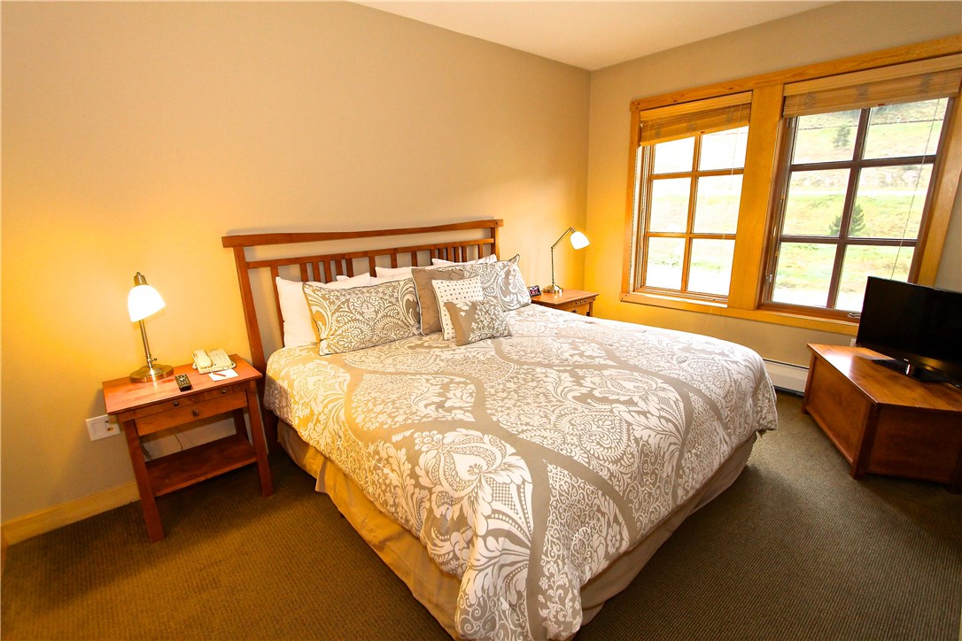 910 Copper Road, Unit 402 Frisco, CO 80443 - Photo 9 of 20 Gallery Image 9
