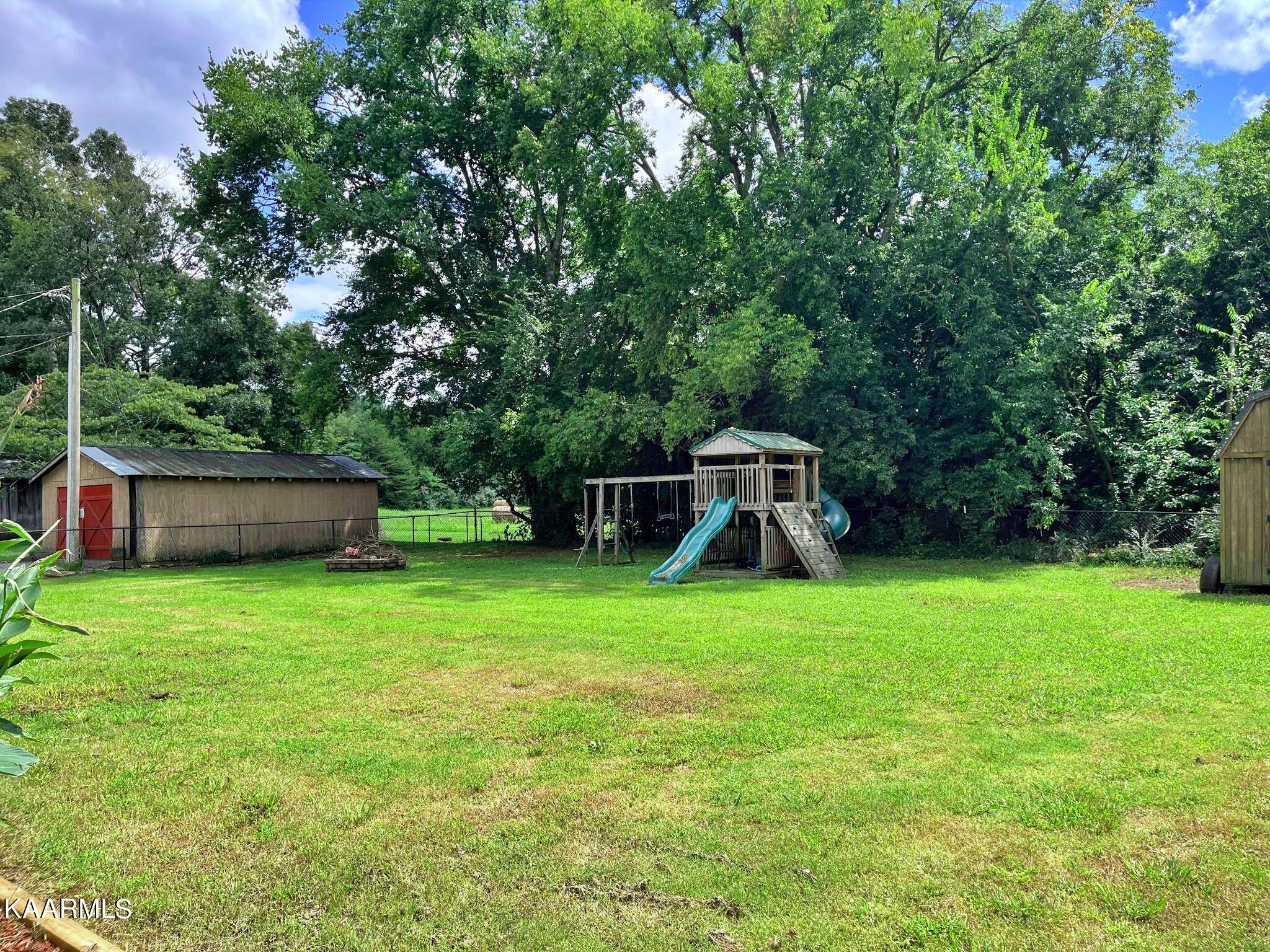 269 Ledge Lane Decatur, TN 37322 - Photo 13 of 40 298520528_495595055661348_54038351391521