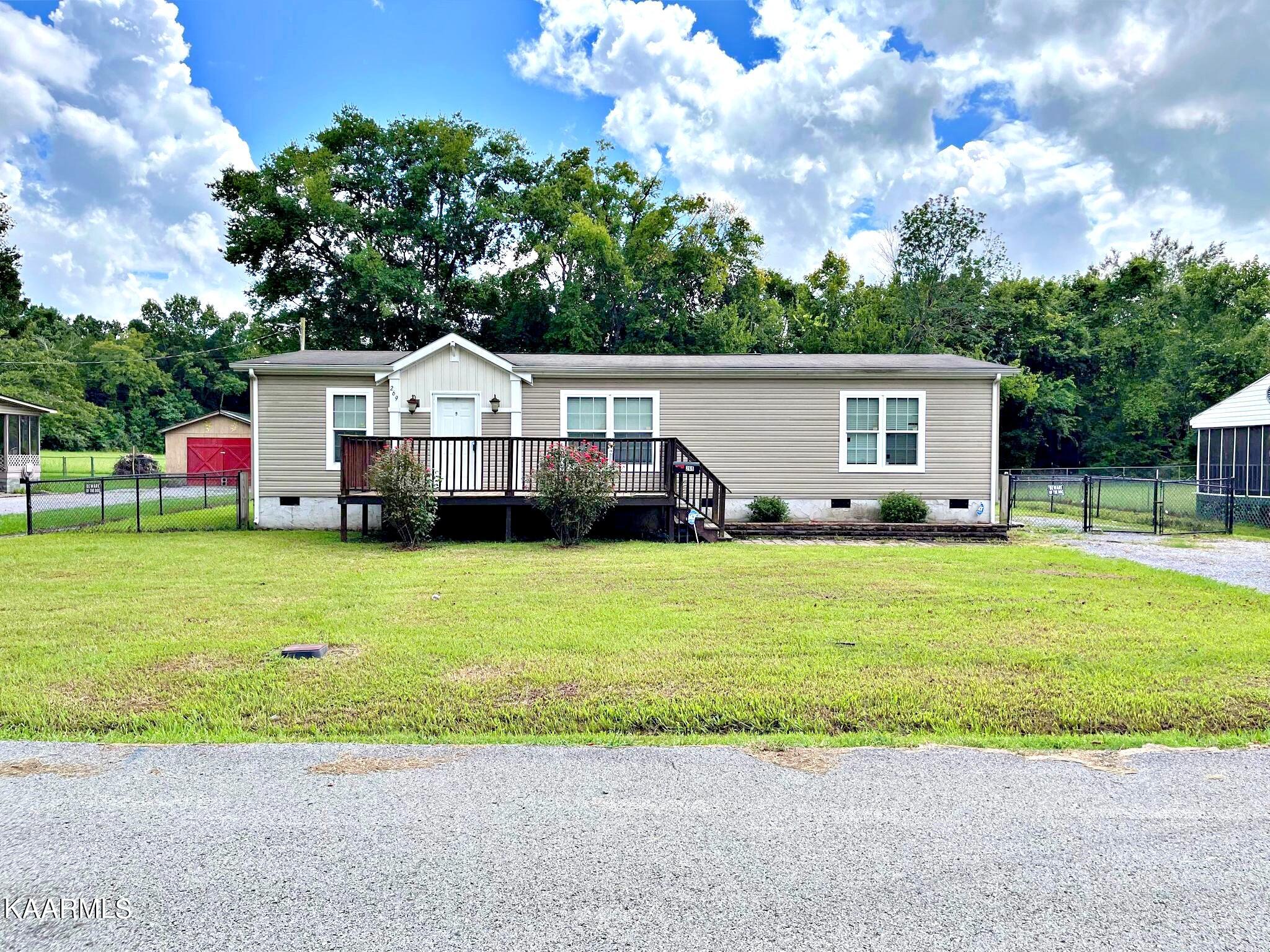 269 Ledge Lane Decatur, TN 37322 - Photo 6 of 40 296970967_715842332845290_81854852949558