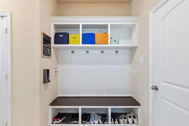 a view of utility room