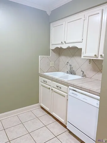 $1,500 | 5222 Butter Creek Lane, Unit E6, Baton Rouge, LA 70809