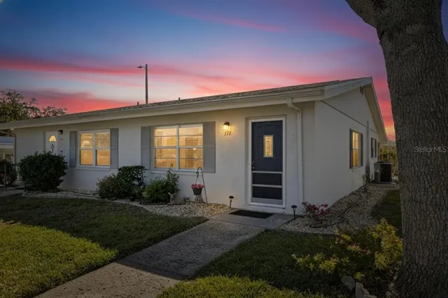 $124,900 | 301 Andover Place South, Unit 171, Sun City Center, FL 33573