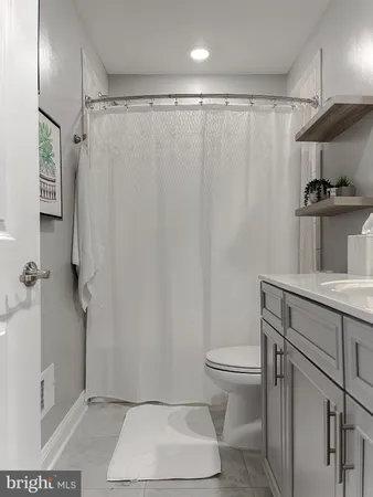 $2,950 | 23810 Myrtle Glen Way, California, MD 20619