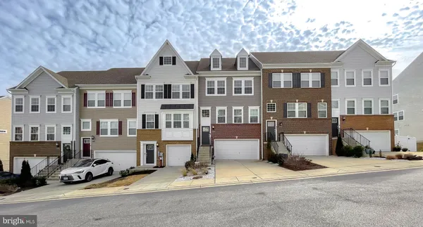 $2,950 | 23810 Myrtle Glen Way, California, MD 20619