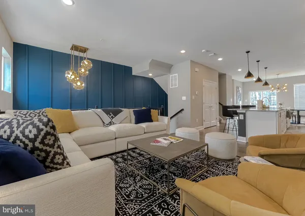 $2,950 | 23810 Myrtle Glen Way, California, MD 20619