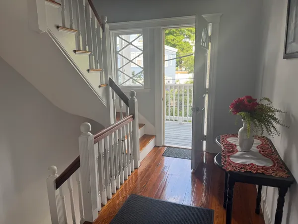 $2,800 | 98 Irving Street, Unit 2, Everett, MA 02149