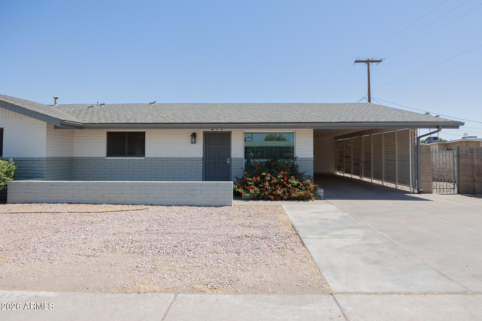 617 East Brown Road Mesa, AZ 85203 - Photo 2 of 25