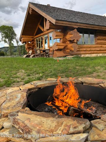 $6,975,000 | 10200 North West Meadow Road, Jackson, WY 83001