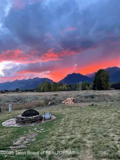 $6,975,000 | 10200 North West Meadow Road, Jackson, WY 83001