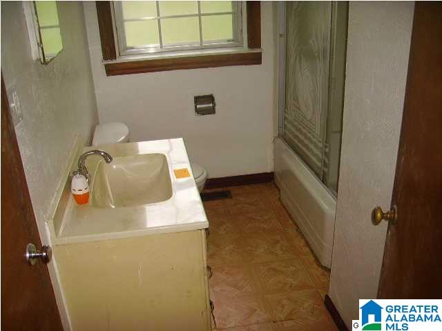 131 Fuller Street Bessemer, AL 35023 - Photo 9 of 19
