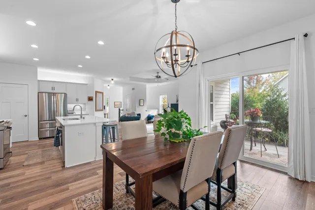 $390,900 | 757 Bridlewood Drive, Hartford, WI 53027