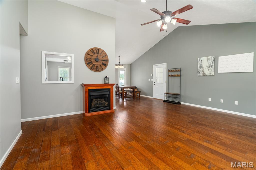 12063 Strawberry Road Carbondale, IL 62901 - Photo 9 of 36
