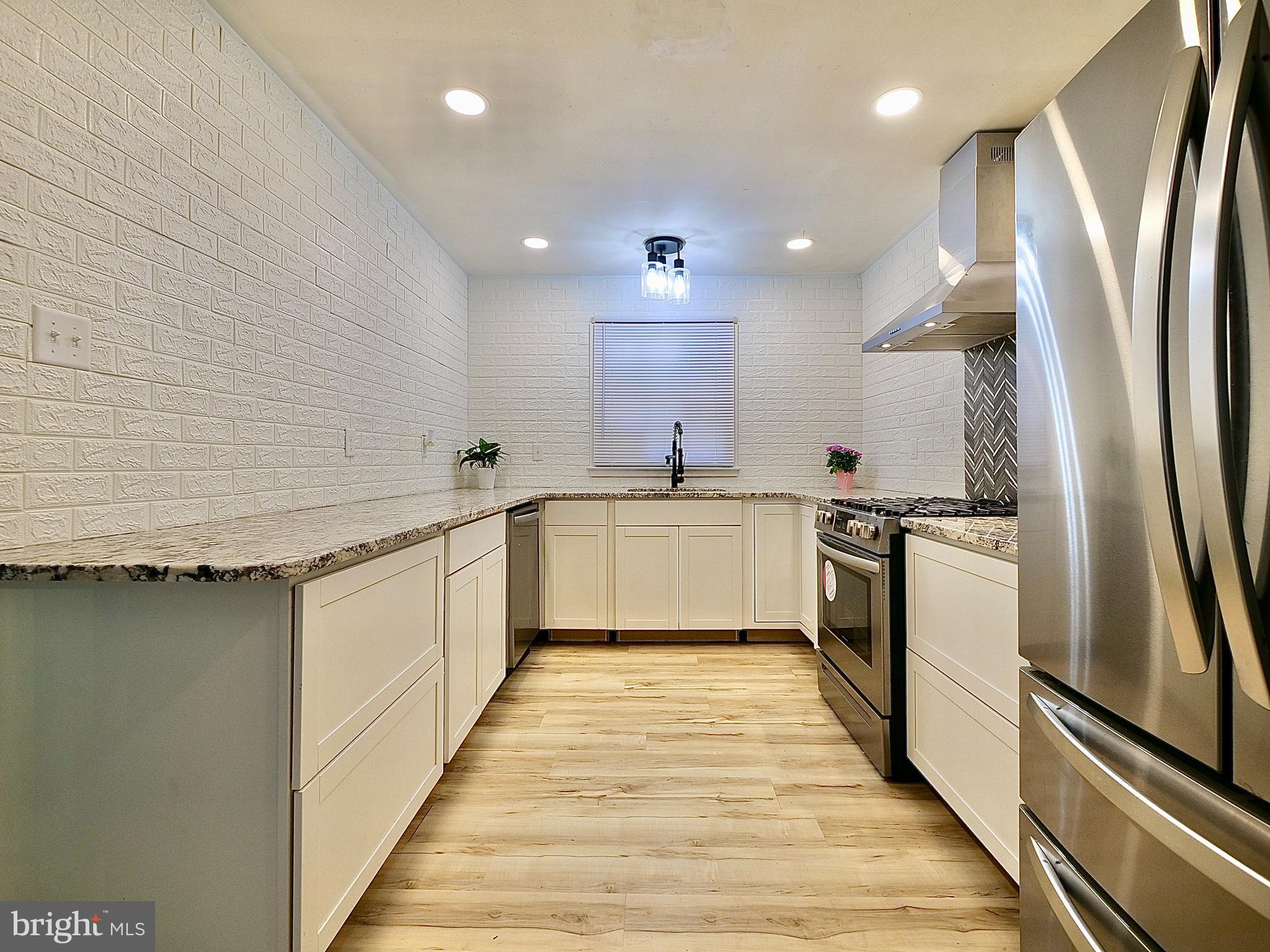209 Scottfield Turn Newark, DE 19713 - Photo 26 of 62 Renovated Kitchen