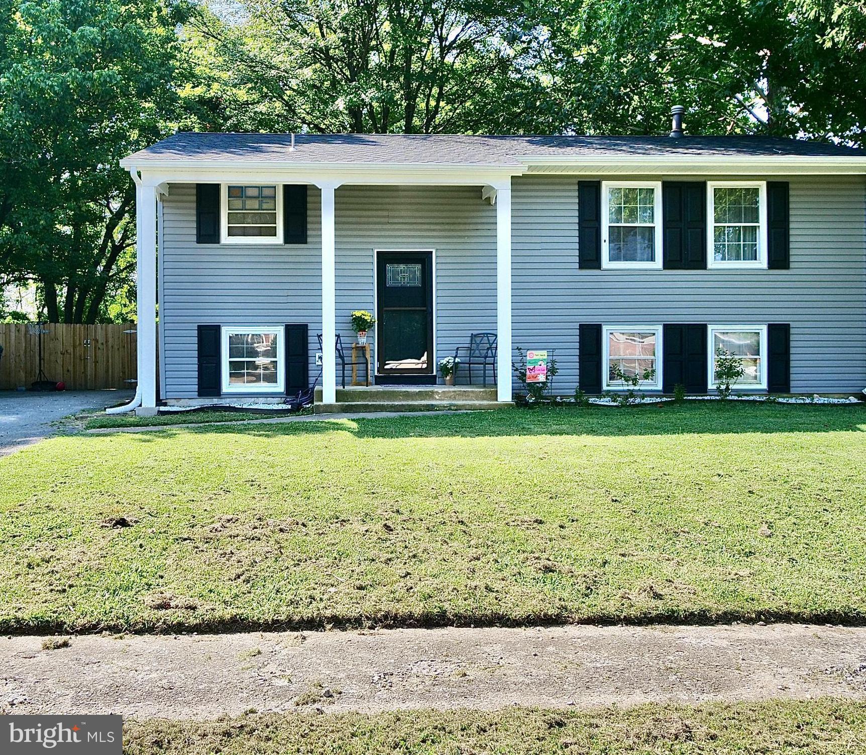 209 Scottfield Turn Newark, DE 19713 - Photo 4 of 62 Front