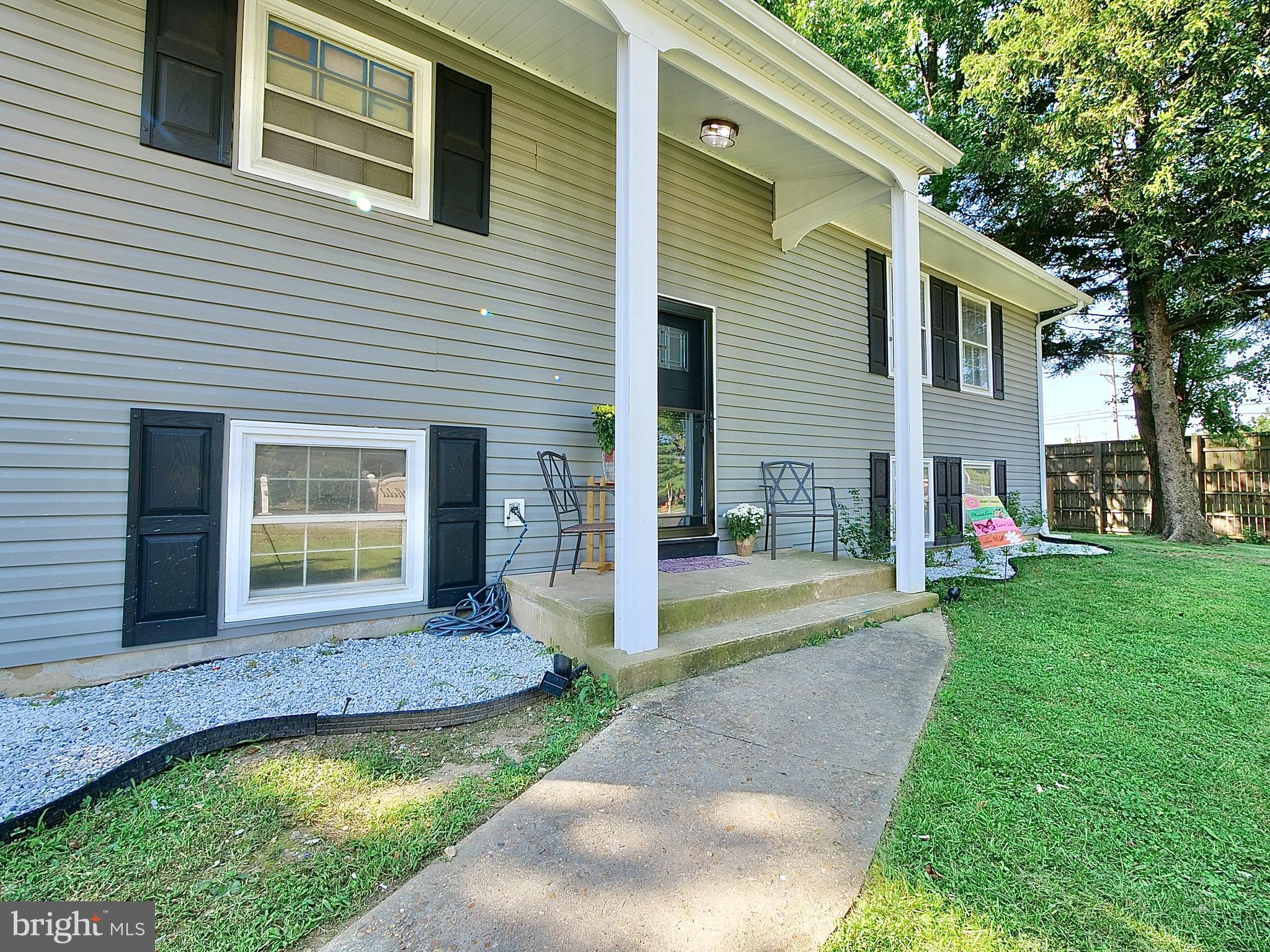 209 Scottfield Turn Newark, DE 19713 - Photo 9 of 62 Walkway