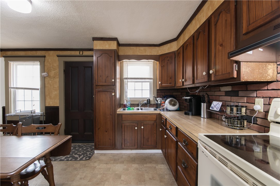 181 South Main Street Coventry, RI 02816 - Photo 6 of 37 Gallery Image 6