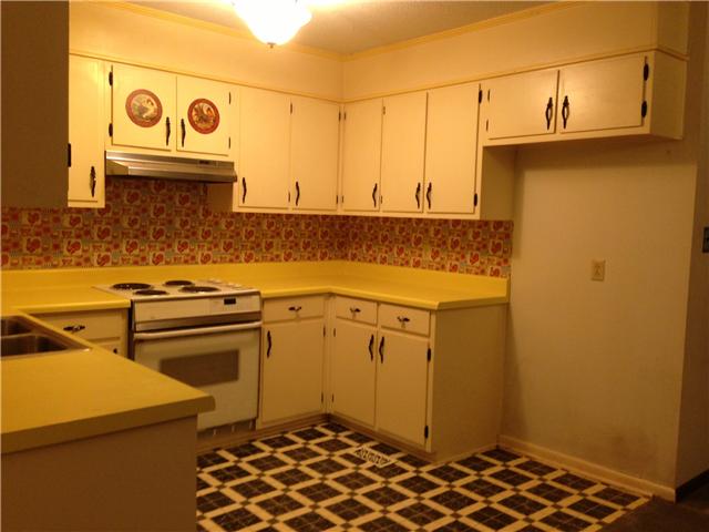 66 Reed Hollow Road Petersburg, TN 37144 - Photo 8 of 19 Needs a little paint and you can make this a Doll House!