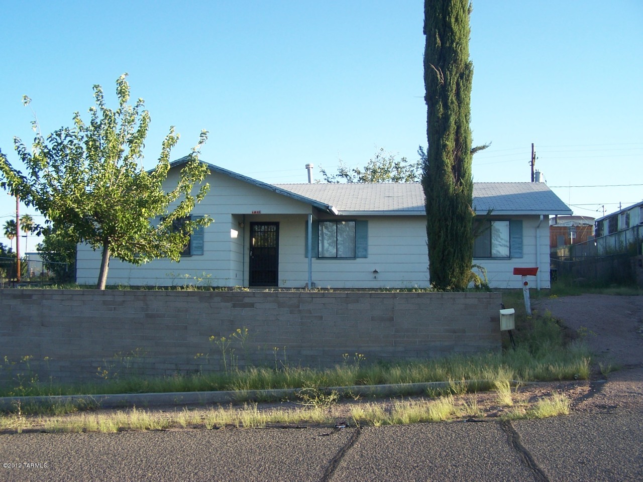 110 3rd Street Mammoth, AZ 85618 - Photo 1 of 15
