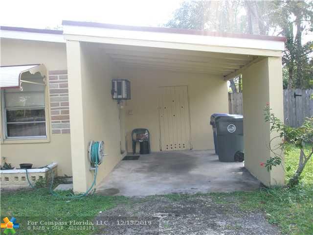 Parking Lot/Garage
