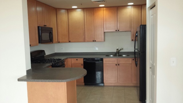 977 Harris Road, Unit 137 Grayslake, IL 60030 - Photo 8 of 21