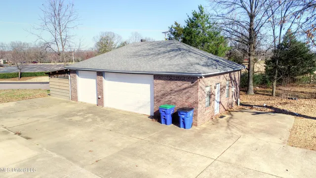 $589,000 | 5900 Paloma Drive, Olive Branch, MS 38654