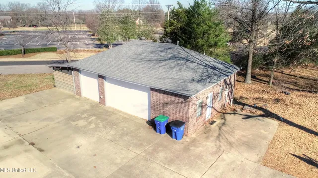 $589,000 | 5900 Paloma Drive, Olive Branch, MS 38654