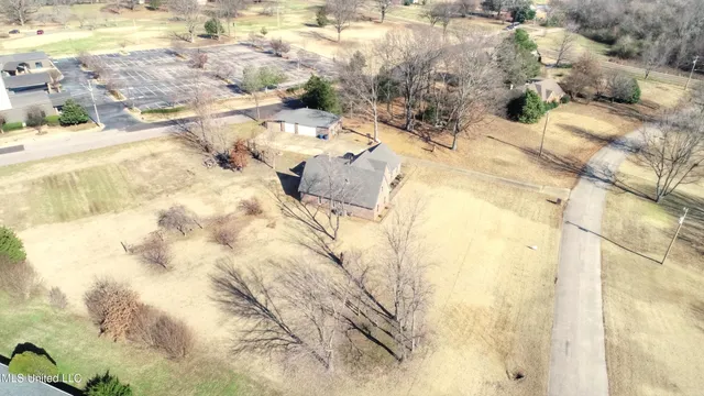$589,000 | 5900 Paloma Drive, Olive Branch, MS 38654