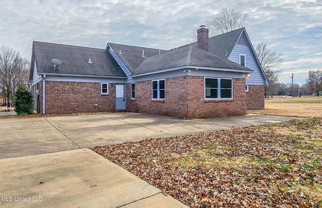 $589,000 | 5900 Paloma Drive, Olive Branch, MS 38654