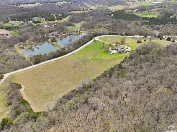$679,000 | 1935 East 850 Road, Lecompton, KS 66050