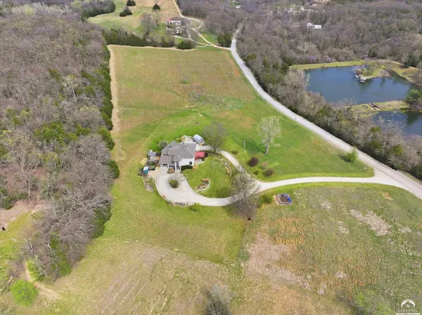$679,000 | 1935 East 850 Road, Lecompton, KS 66050