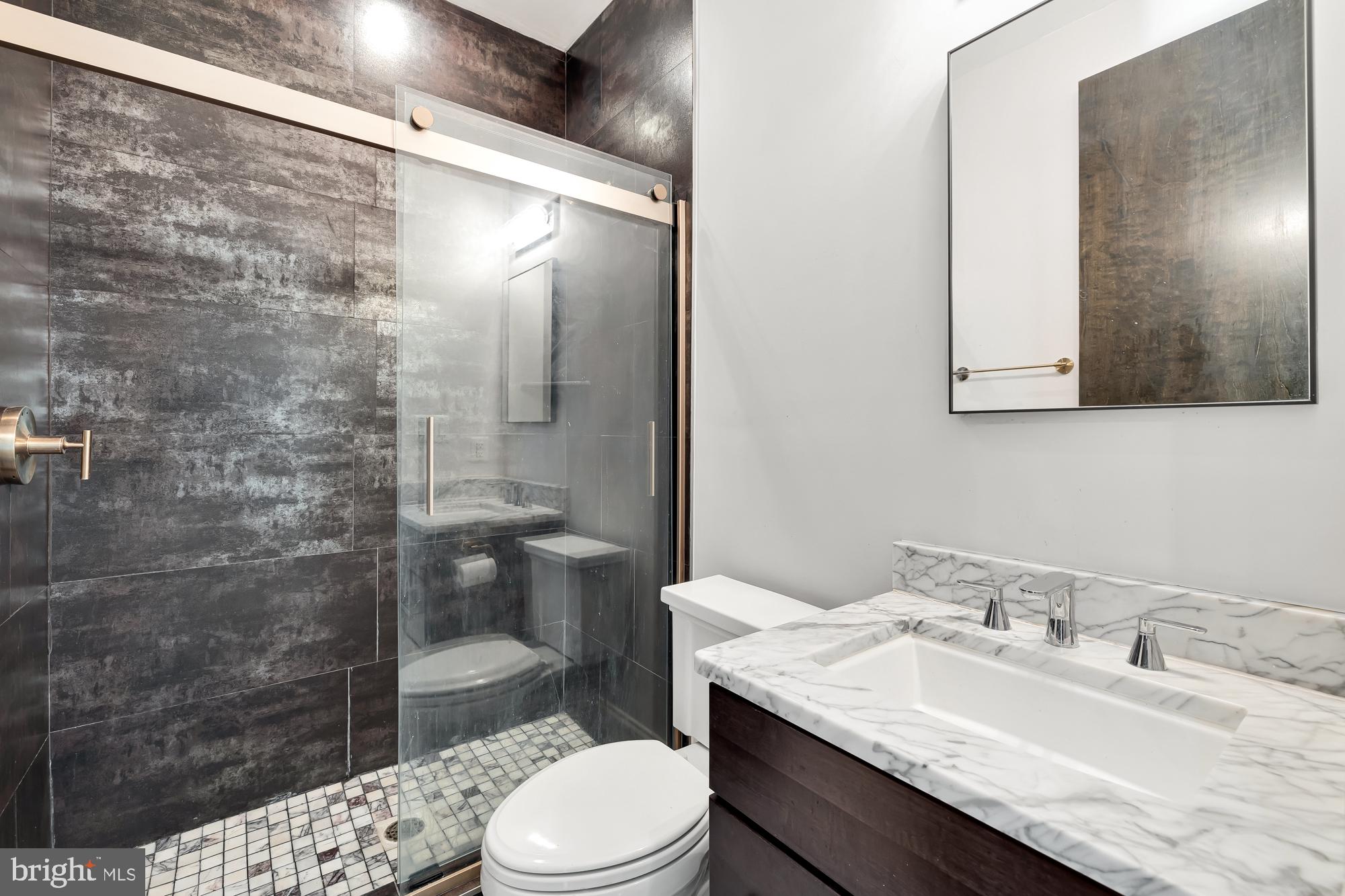 2009 Columbia Road Northwest, Unit 5 Washington, DC 20009 - Photo 14 of 16