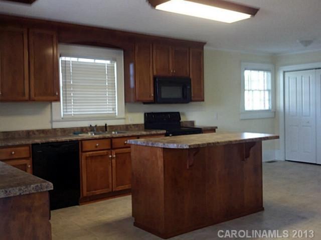 2174 Cold Springs Road Concord, NC 28025 - Photo 6 of 10 Gallery Image 6