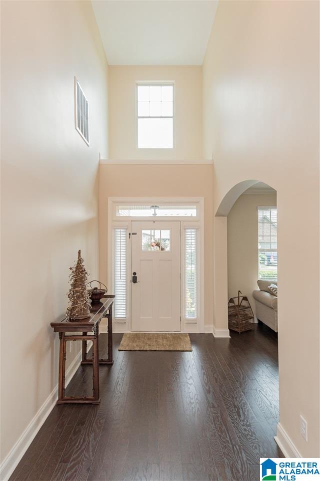 4510 Brookshire Loop Bessemer, AL 35022 - Photo 3 of 36