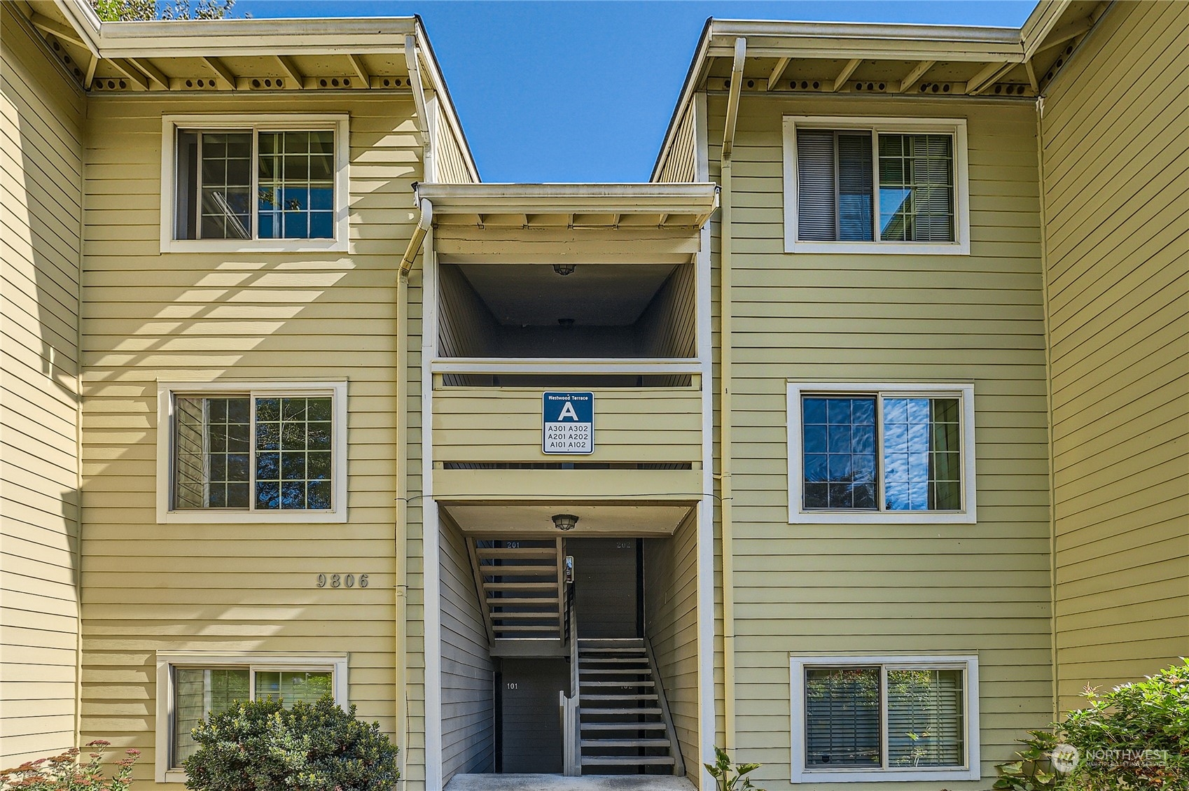 9806 28th Avenue Southwest, Unit A201 Seattle, WA 98126 - Photo 11 of 12