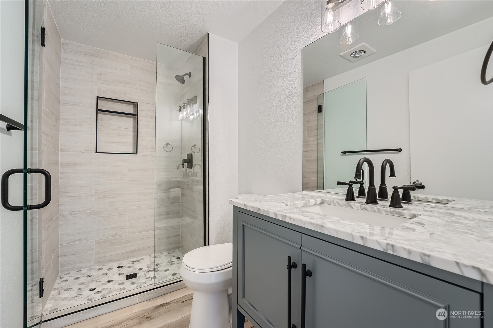 9806 28th Avenue Southwest, Unit A201 Seattle, WA 98126 - Photo 7 of 12