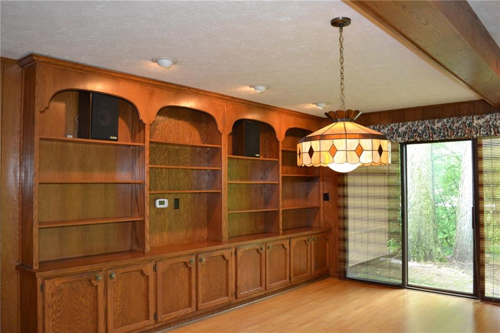 6269 Harbridge Road Indianapolis, IN 46220 - Photo 10 of 24