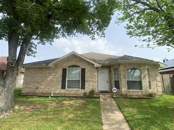 $2,195 | 2843 St Johns Avenue, Lancaster, TX 75146