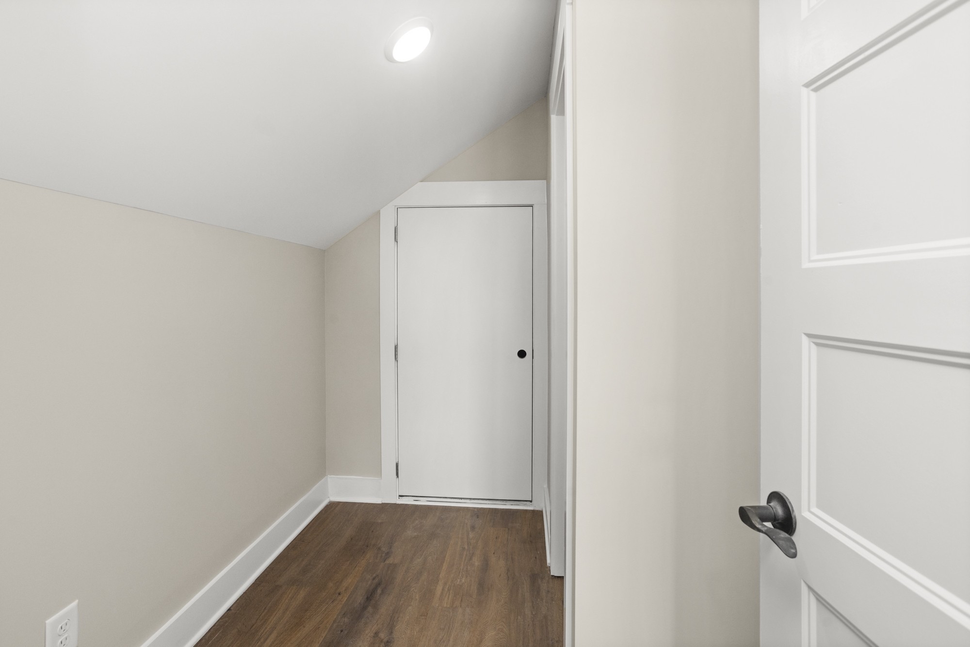 381 Copperas Creek Road Tullahoma, TN 37388 - Photo 39 of 44 a view of small space with wooden floor