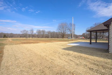 a view of an outdoor space and city
