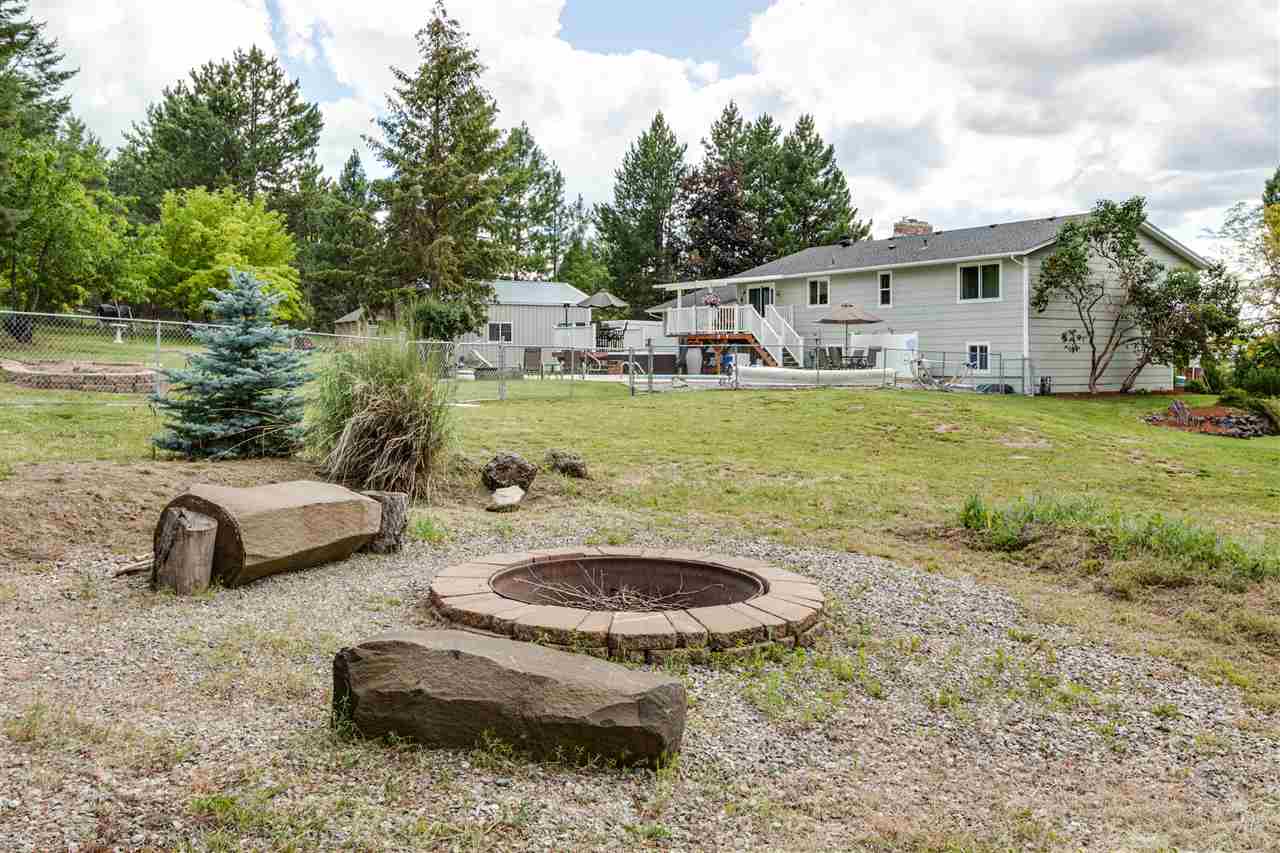 6715 South Meadows Road Spokane, WA 99223 - Photo 17 of 19