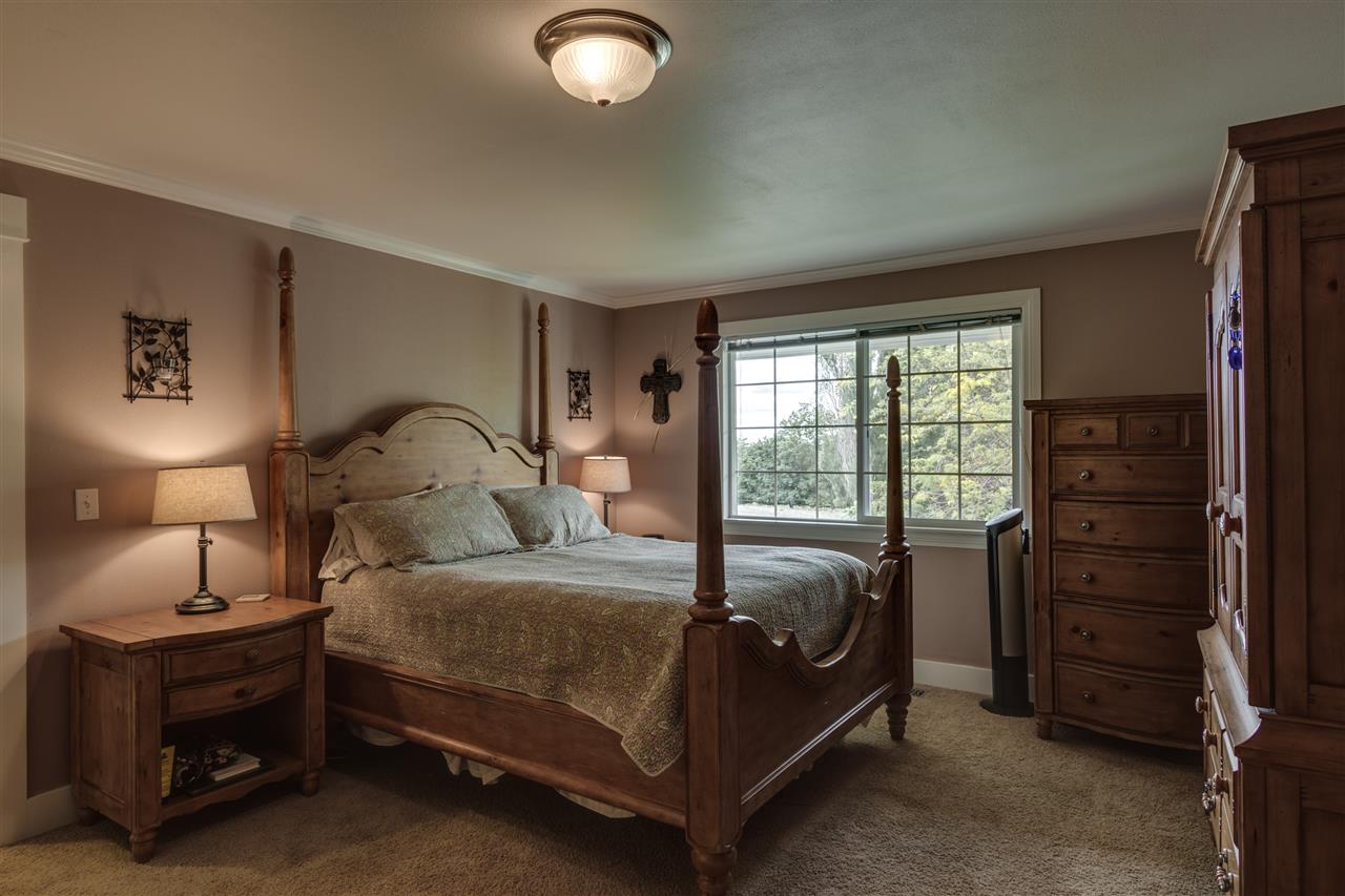 6715 South Meadows Road Spokane, WA 99223 - Photo 6 of 19